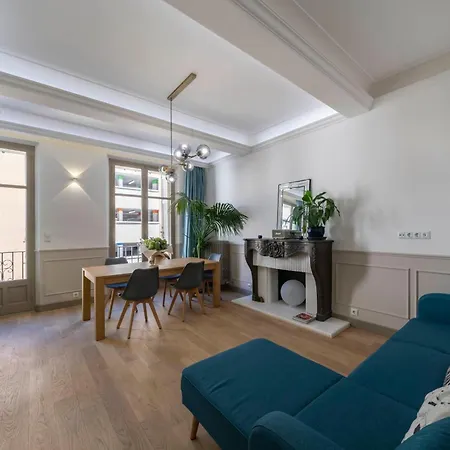 Cozystay - 1124 - 3-bedroom In The Heart Of With Terrace Канны