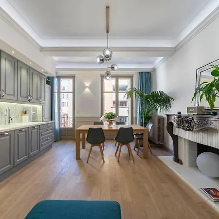 Cozystay - 1124 - 3-bedroom In The Heart Of With Terrace * Канны